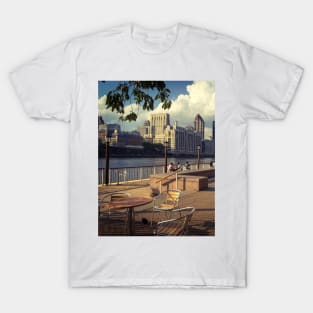 Roosevelt Island Street Skyline New York City T-Shirt